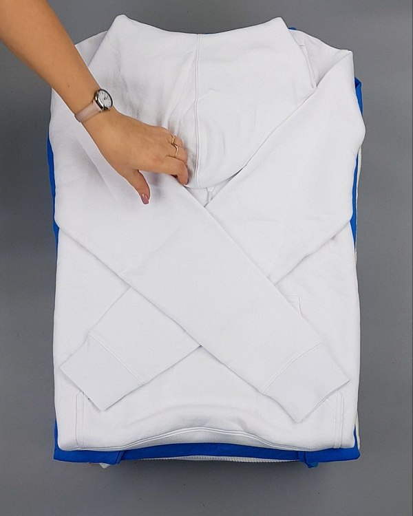 Фотография  528 - HOODIE CAN 084#10 кг, ЛОТ №7033 оптом в Пскове и Псковской области