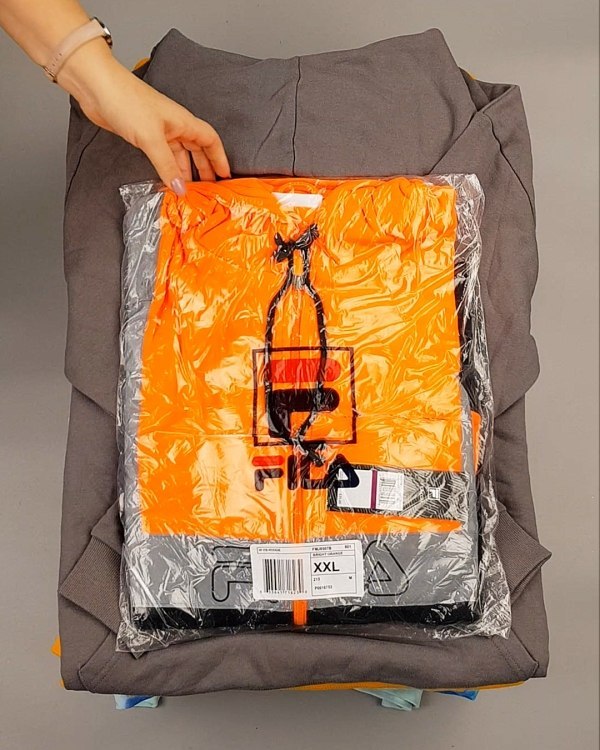 Фотография  616 - HOODIE CAN 084#10 кг, ЛОТ №7034 оптом в Пскове и Псковской области