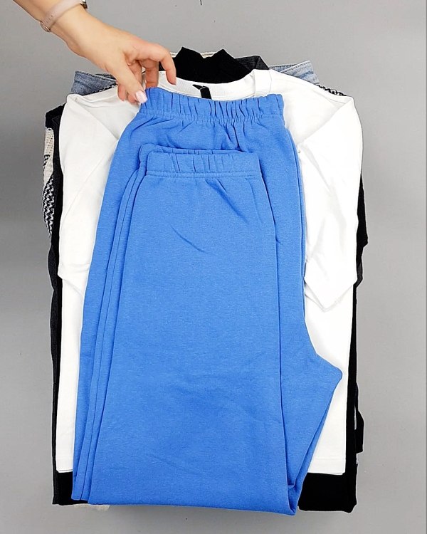 Фотография  710 - PIECES Winter mix 104#15 кг, ЛОТ №7145 оптом в Пскове и Псковской области