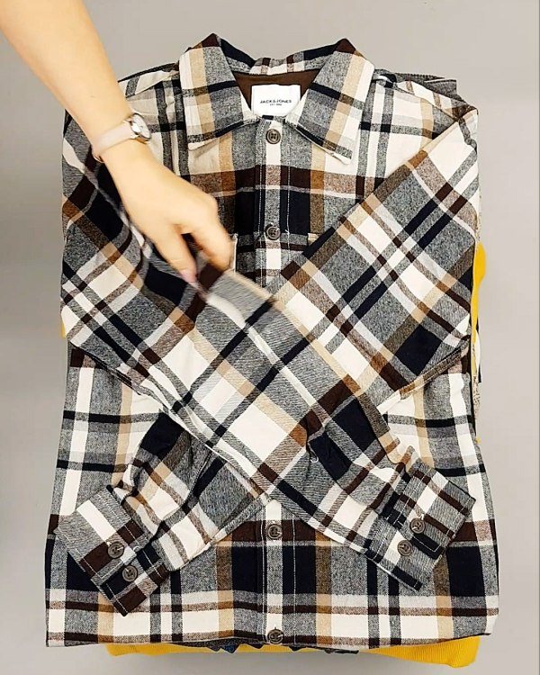 Фотография  696 - JACK JONES men mix 104#18 кг, ЛОТ №7044 оптом в Пскове и Псковской области