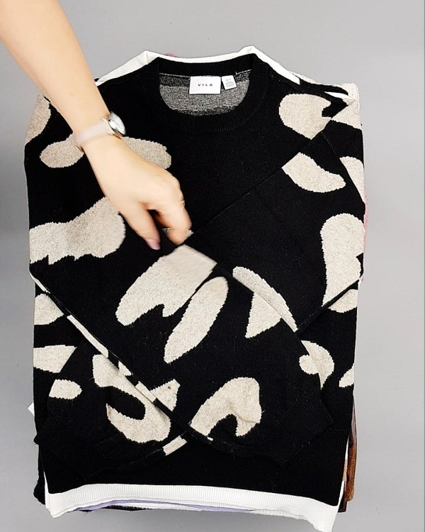 Фотография  740 - VILA Winter mix 104#15 кг, ЛОТ №7105 оптом в Пскове и Псковской области