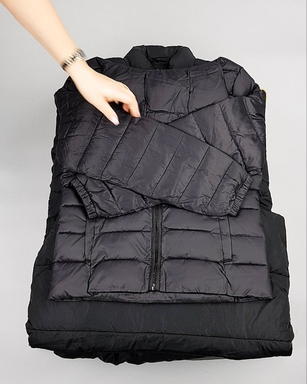 Фотография  428 - Верхняя одежда ONLY 104#10 кг, ЛОТ №7194 оптом в Пскове и Псковской области