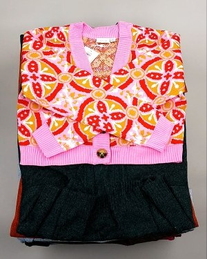 Купить Кардиганы VILA W 104#7 кг, ЛОТ №7384 оптом в Пскове и Псковской области