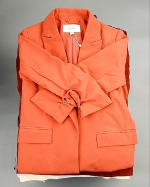 Купить Bestseller Winter mix 104#15 кг, ЛОТ №7344 оптом в Пскове и Псковской области