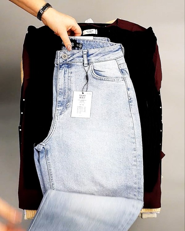 Фотография  447 - Bestseller Winter mix 104#15 кг, ЛОТ №7306 оптом в Пскове и Псковской области