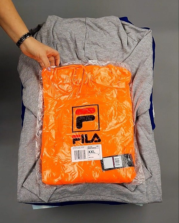 Фотография  967 - HOODIE CAN 084#10 кг, ЛОТ №7425 оптом в Пскове и Псковской области