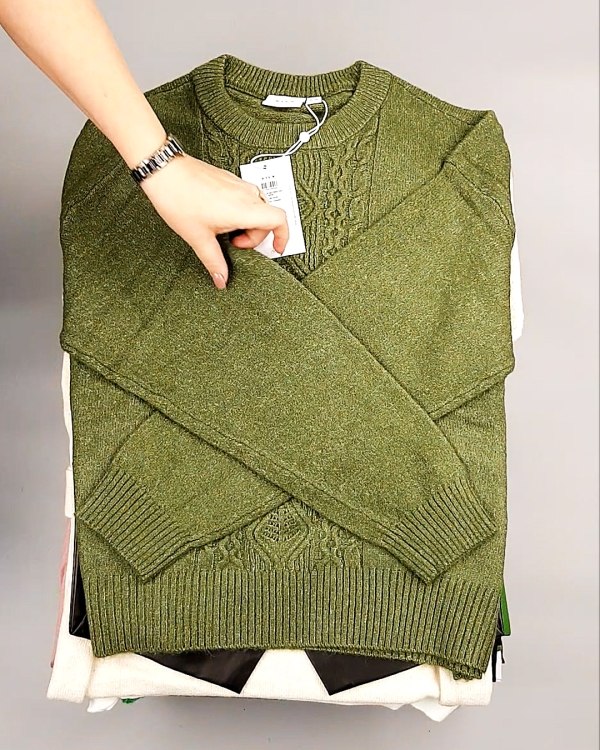 Фотография  651 - Bestseller Winter mix 104#15 кг, ЛОТ №7309 оптом в Пскове и Псковской области