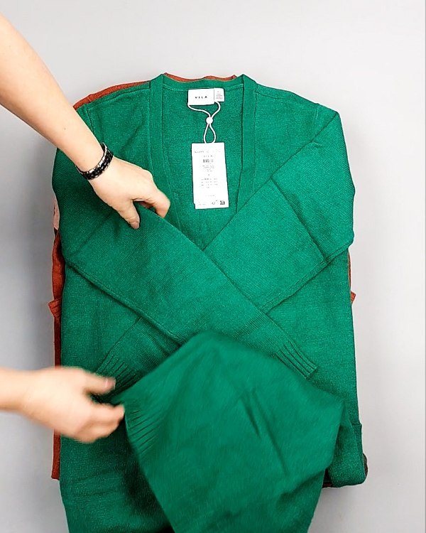 Фотография  448 - Кардиганы VILA W 104#7 кг, ЛОТ №7384 оптом в Пскове и Псковской области