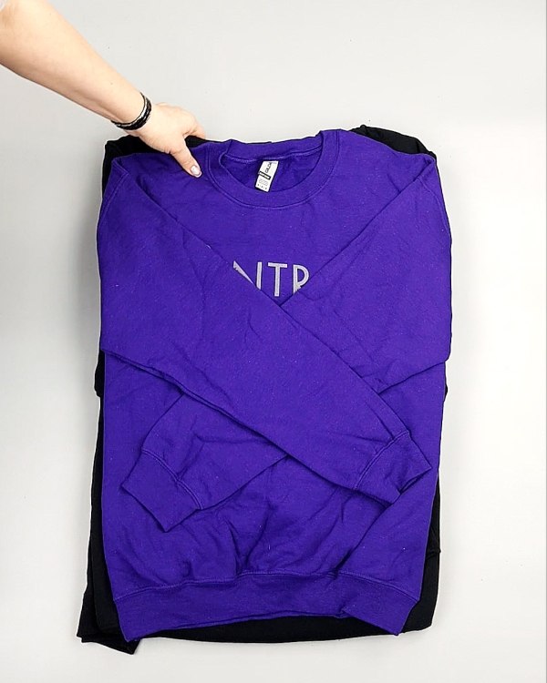 Фотография  938 - Толстовки м/ж (Sweat Tops)#20 кг, ЛОТ №7433 оптом в Пскове и Псковской области