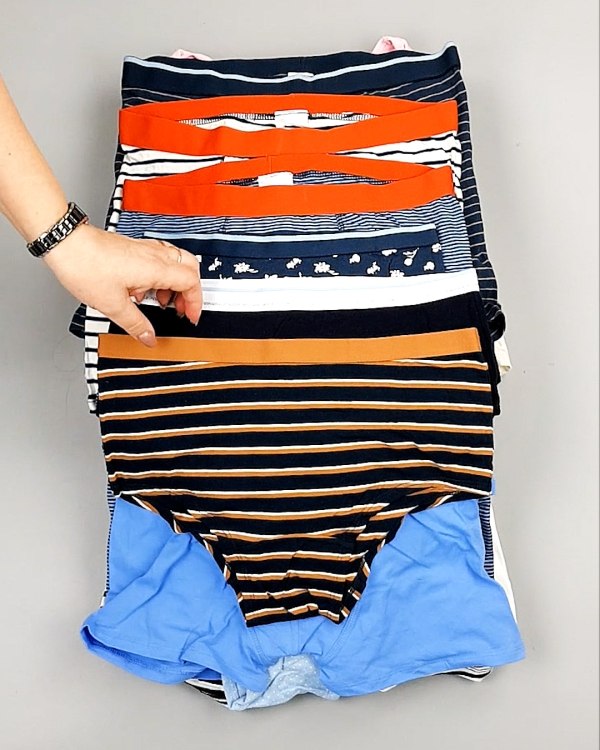 Фотография  647 - Нижнее белье TCM Kids 074#5 кг, ЛОТ №7395 оптом в Пскове и Псковской области