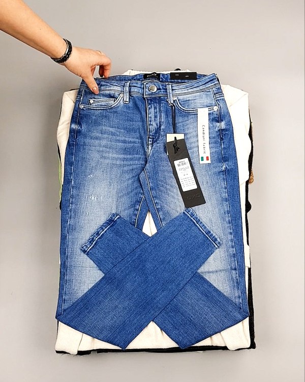 Фотография  106 - Bestseller Winter mix 104#15 кг, ЛОТ №7344 оптом в Пскове и Псковской области