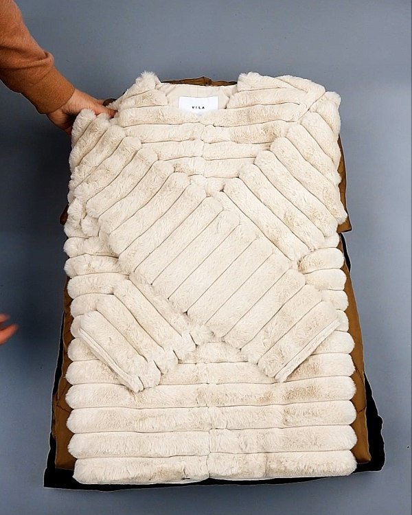 Фотография  738 - Bestseller Winter В mix 114#15 кг, ЛОТ №7374 оптом в Пскове и Псковской области