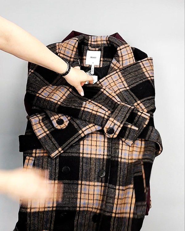 Фотография  318 - Пальто Bestseller 104#10 кг, ЛОТ №7557 оптом в Пскове и Псковской области