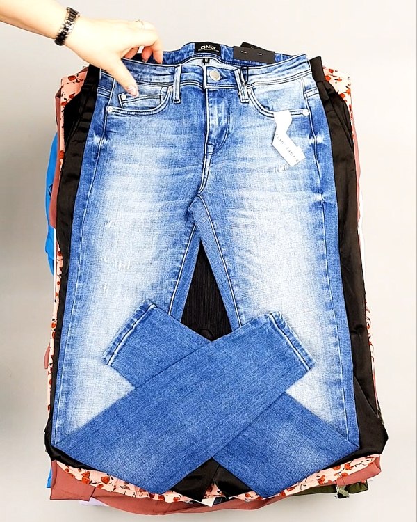 Фотография  838 - Bestseller Summer mix 104#15 кг, ЛОТ №7495 оптом в Пскове и Псковской области