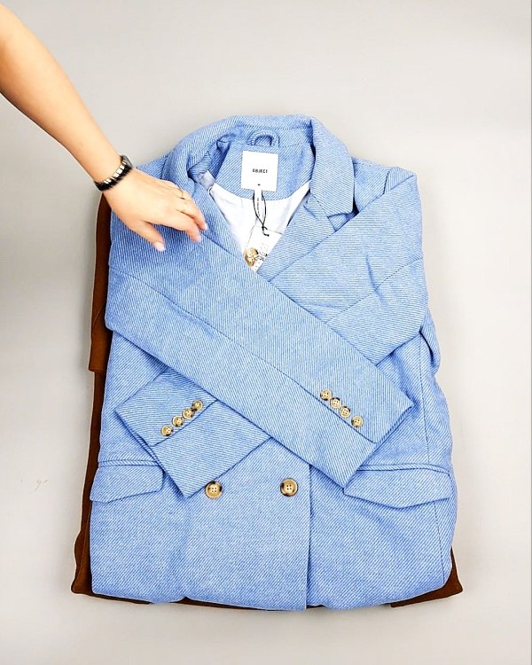 Фотография  527 - Пальто Bestseller 104#10,75 кг, ЛОТ №7561 оптом в Пскове и Псковской области