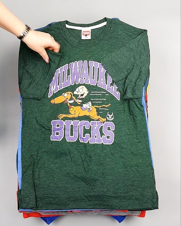 Фотография  635 - HOMAGE CAN 084#10 кг, ЛОТ №7500 оптом в Пскове и Псковской области