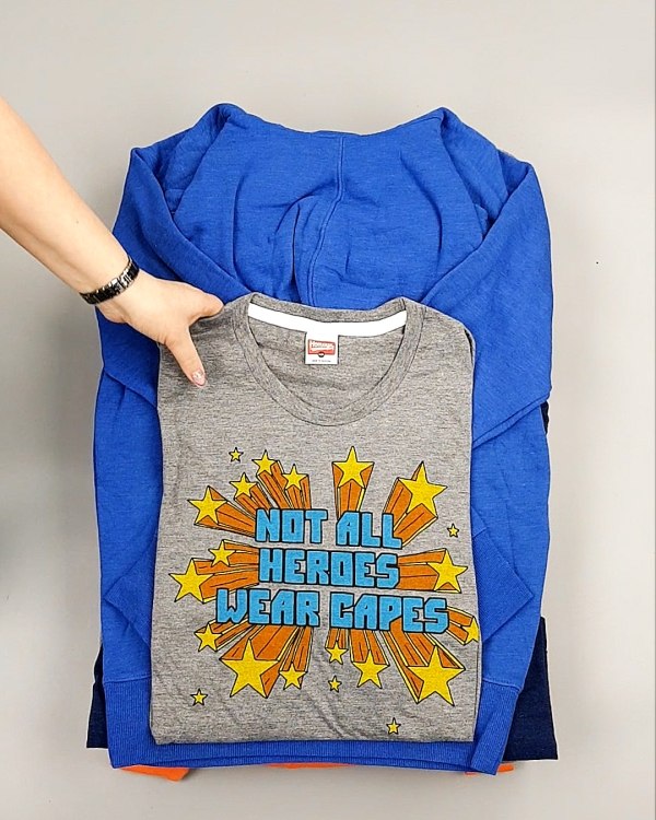 Фотография  413 - HOMAGE CAN 084#10 кг, ЛОТ №7496 оптом в Пскове и Псковской области