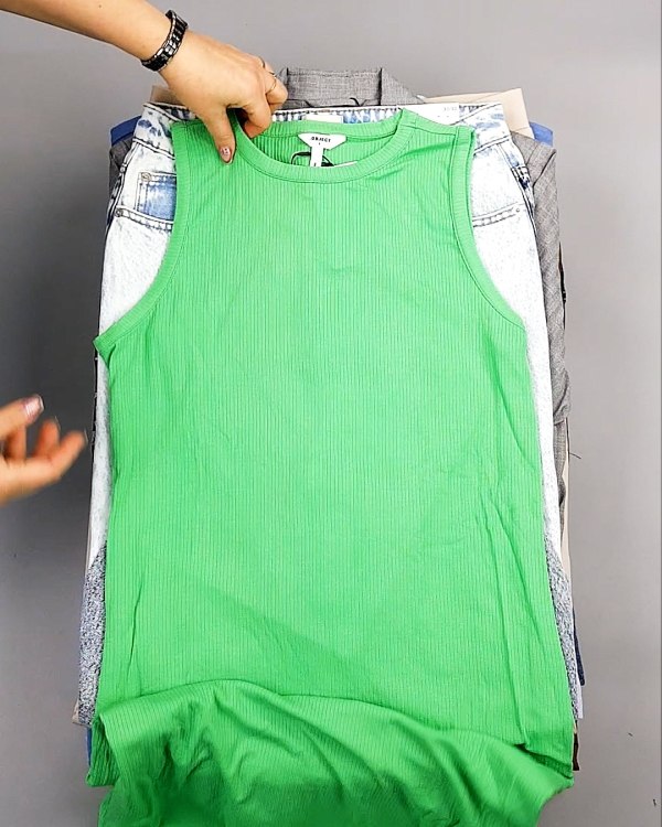 Фотография  959 - Bestseller Summer mix 104#15 кг, ЛОТ №7491 оптом в Пскове и Псковской области