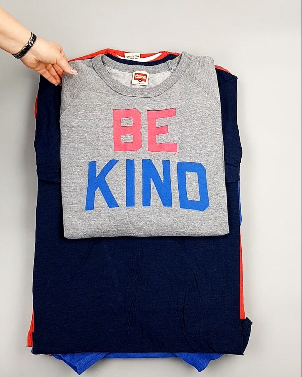 Фотография  712 - HOMAGE CAN 084#10 кг, ЛОТ №7500 оптом в Пскове и Псковской области