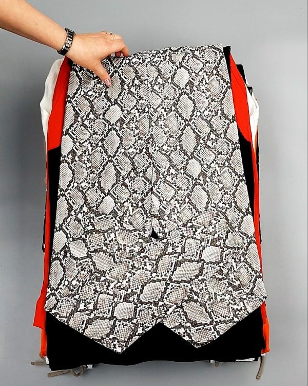 Фотография  398 - 12191 H&M mix textil 1224#25 кг, ЛОТ №7489 оптом в Пскове и Псковской области