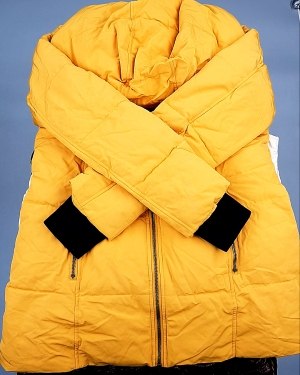 Купить Верхняя одежда AMAZON жен 015#10 кг, ЛОТ №7714 оптом в Пскове и Псковской области