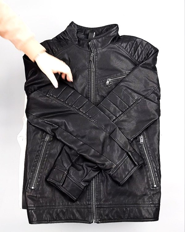 Фотография  458 - Верхняя одежда весна TOM TAILOR 124#7,1 кг, ЛОТ №7580 оптом в Пскове и Псковской области