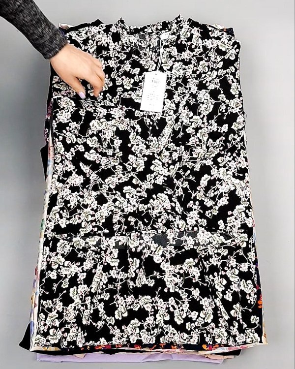 Фотография  577 - Платья VILA Summer 104#5 кг, ЛОТ №7837 оптом в Пскове и Псковской области