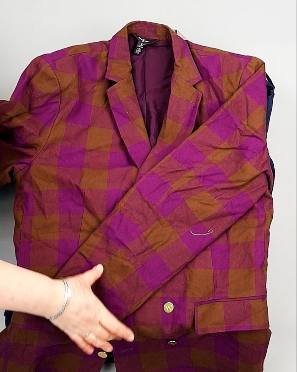 Фотография  771 - Пиджаки муж AMAZON 015#7,8 кг, ЛОТ №7774 оптом в Пскове и Псковской области