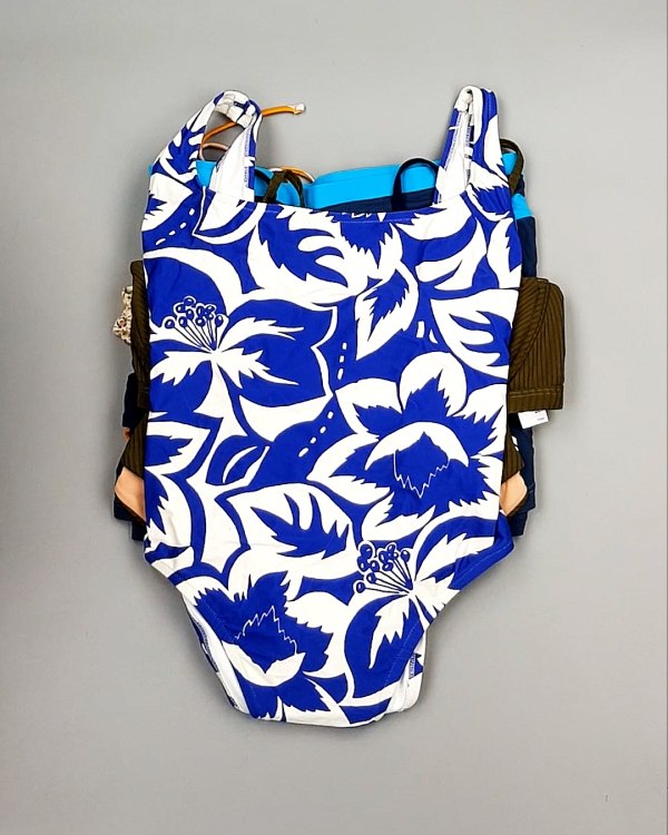 Фотография  822 - Купальники СТОК CAN 124#5 кг, ЛОТ №7689 оптом в Пскове и Псковской области