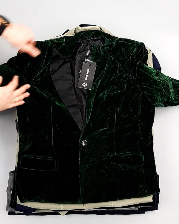 Фотография  542 - Пиджаки муж AMAZON 015#7 кг, ЛОТ №7769 оптом в Пскове и Псковской области