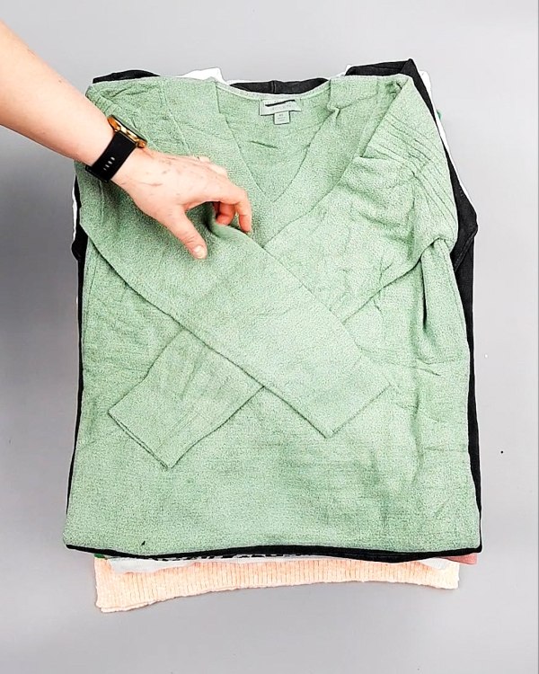 Фотография  503 - Джемпера легкие СТОК CAN 084#7 кг, ЛОТ №7635 оптом в Пскове и Псковской области