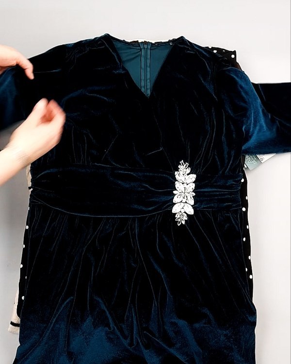 Фотография  672 - Платья СТОК CAN зима 084#7 кг, ЛОТ №7695 оптом в Пскове и Псковской области