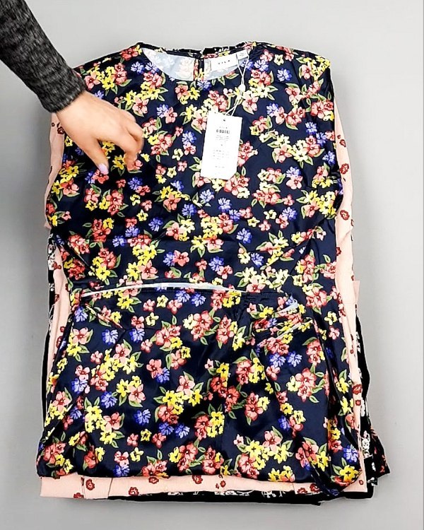 Фотография  477 - Платья VILA Summer 104#5 кг, ЛОТ №7833 оптом в Пскове и Псковской области