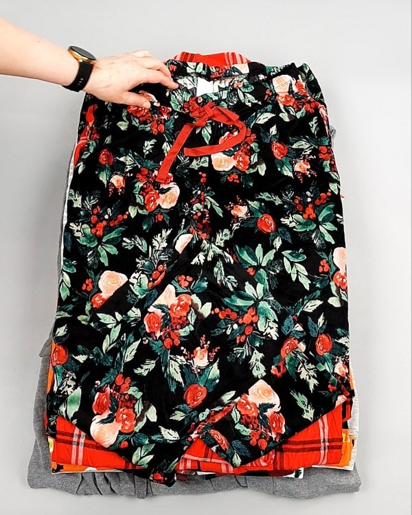 Фотография  287 - Домашняя одежда м/ж AMAZON 015#7 кг, ЛОТ №7782 оптом в Пскове и Псковской области