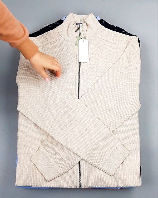 Фотография  815 - Джемпера легкие мужские TOM TAILOR 124#8,35 кг, ЛОТ №7605 оптом в Пскове и Псковской области