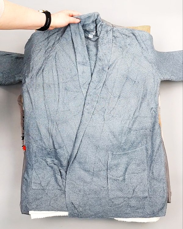 Фотография  992 - Кардиганы СТОК CAN 084#7 кг, ЛОТ №7673 оптом в Пскове и Псковской области