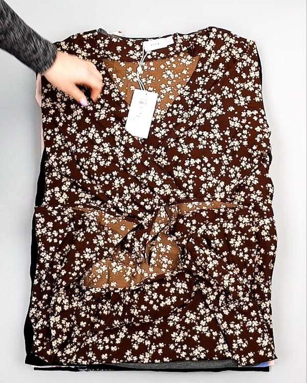 Фотография  984 - Платья VILA Summer 104#5 кг, ЛОТ №7835 оптом в Пскове и Псковской области