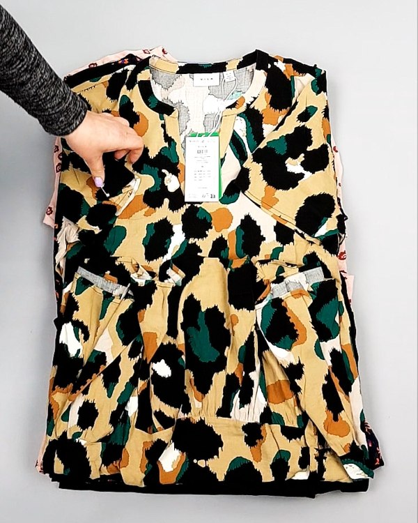 Фотография  805 - Платья VILA Summer 104#5 кг, ЛОТ №7833 оптом в Пскове и Псковской области