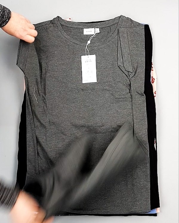 Фотография  195 - Платья VILA Summer 104#5 кг, ЛОТ №7835 оптом в Пскове и Псковской области