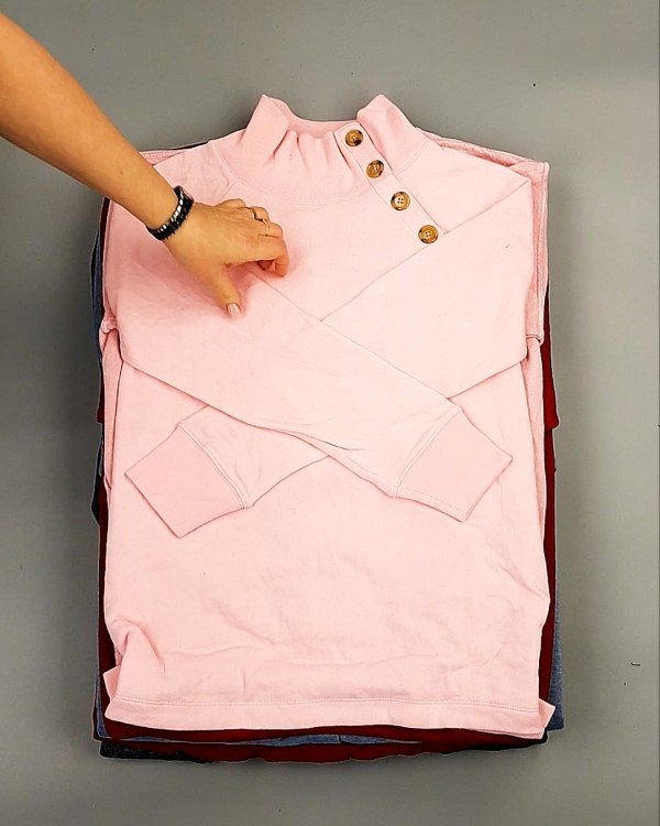 Фотография  316 - SWEATSHIRT CAN 084#10 кг, ЛОТ №7618 оптом в Пскове и Псковской области