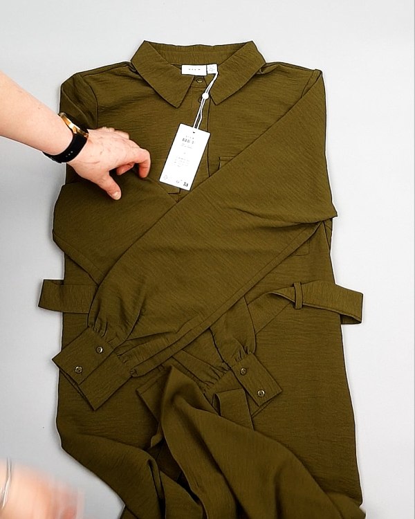 Фотография  701 - Платья VILA Summer 104#5 кг, ЛОТ №7698 оптом в Пскове и Псковской области