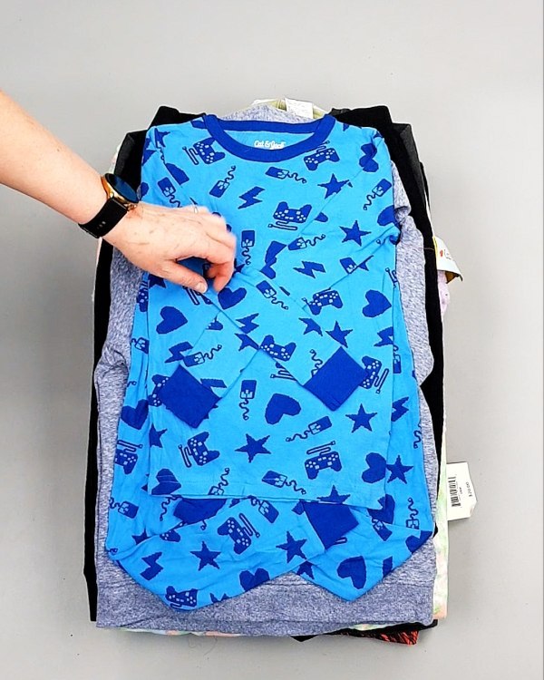 Фотография  542 - AMAZON дети зима 015#10 кг, ЛОТ №7763 оптом в Пскове и Псковской области