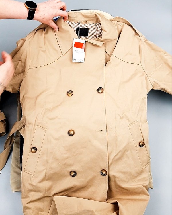 Фотография  315 - Ветровки м/ж C&A 025#10 кг, ЛОТ №7864 оптом в Пскове и Псковской области