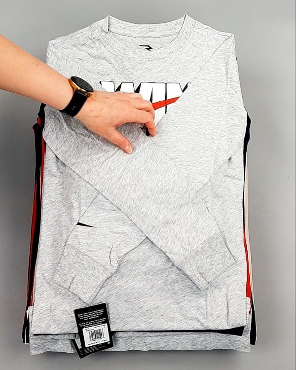 Фотография  343 - Тонковки детские NIKE CAN 084#5 кг, ЛОТ №7970 оптом в Пскове и Псковской области