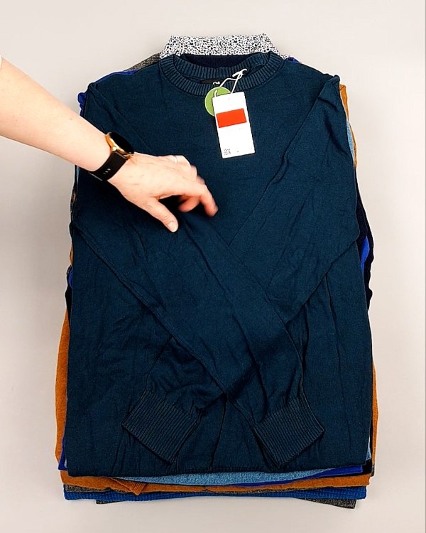 Фотография  241 - Джемпера легкие мужские C&A 025#7 кг, ЛОТ №7876 оптом в Пскове и Псковской области