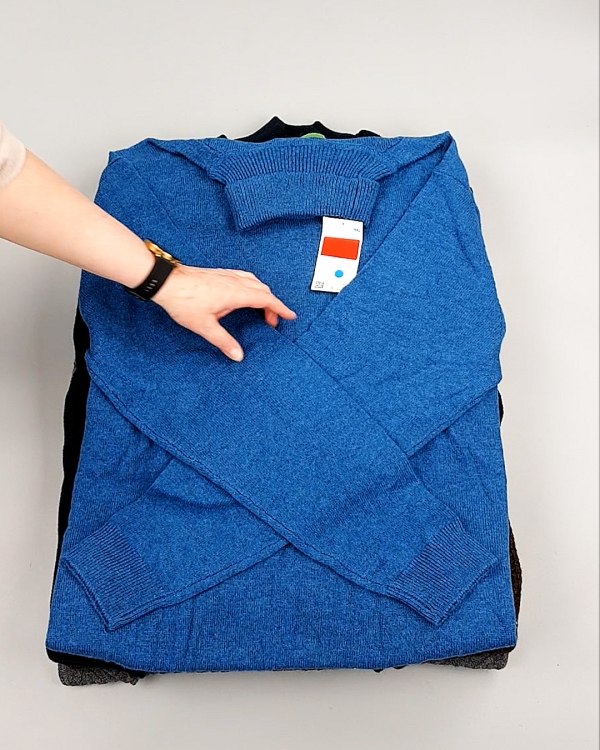 Фотография  284 - Джемпера мужские C&A 025#7 кг, ЛОТ №7889 оптом в Пскове и Псковской области