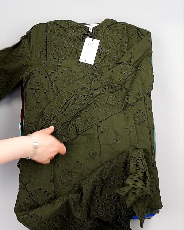 Фотография  504 - Платья Bestseller+DK Summer 035#5 кг, ЛОТ №8058 оптом в Пскове и Псковской области