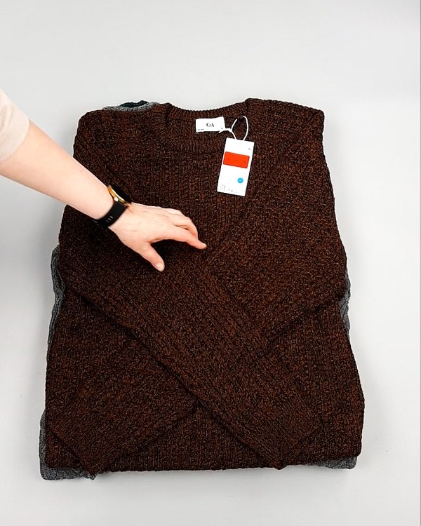 Фотография  463 - Джемпера мужские C&A 025#7 кг, ЛОТ №7889 оптом в Пскове и Псковской области