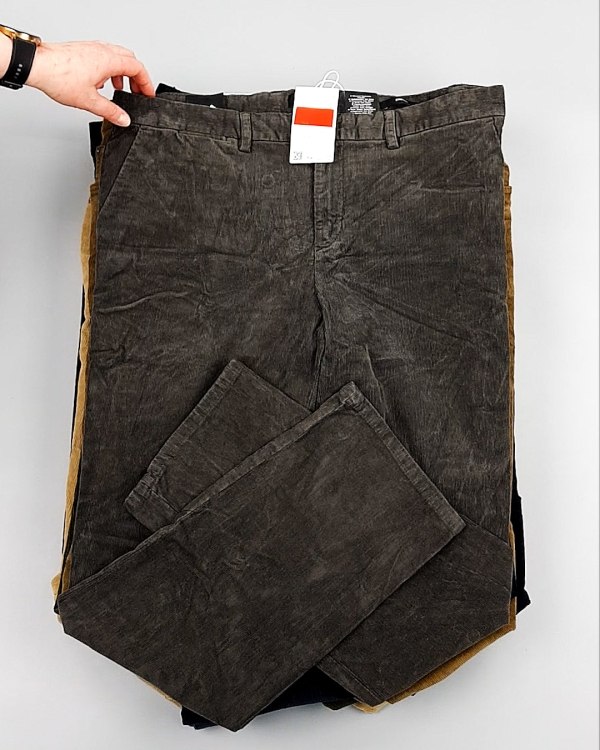 Фотография  370 - Брюки вельветовые м/ж C&A 025#10 кг, ЛОТ №7902 оптом в Пскове и Псковской области