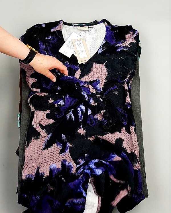 Фотография  158 - Платья Bestseller+DK Summer 035#5 кг, ЛОТ №8058 оптом в Пскове и Псковской области